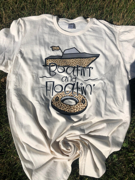 Women's Boatin' and Floatin' Graphic Tee