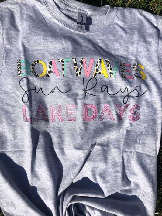 Women's Boat Waves, Sun Rays, Lake Days Graphic Tee